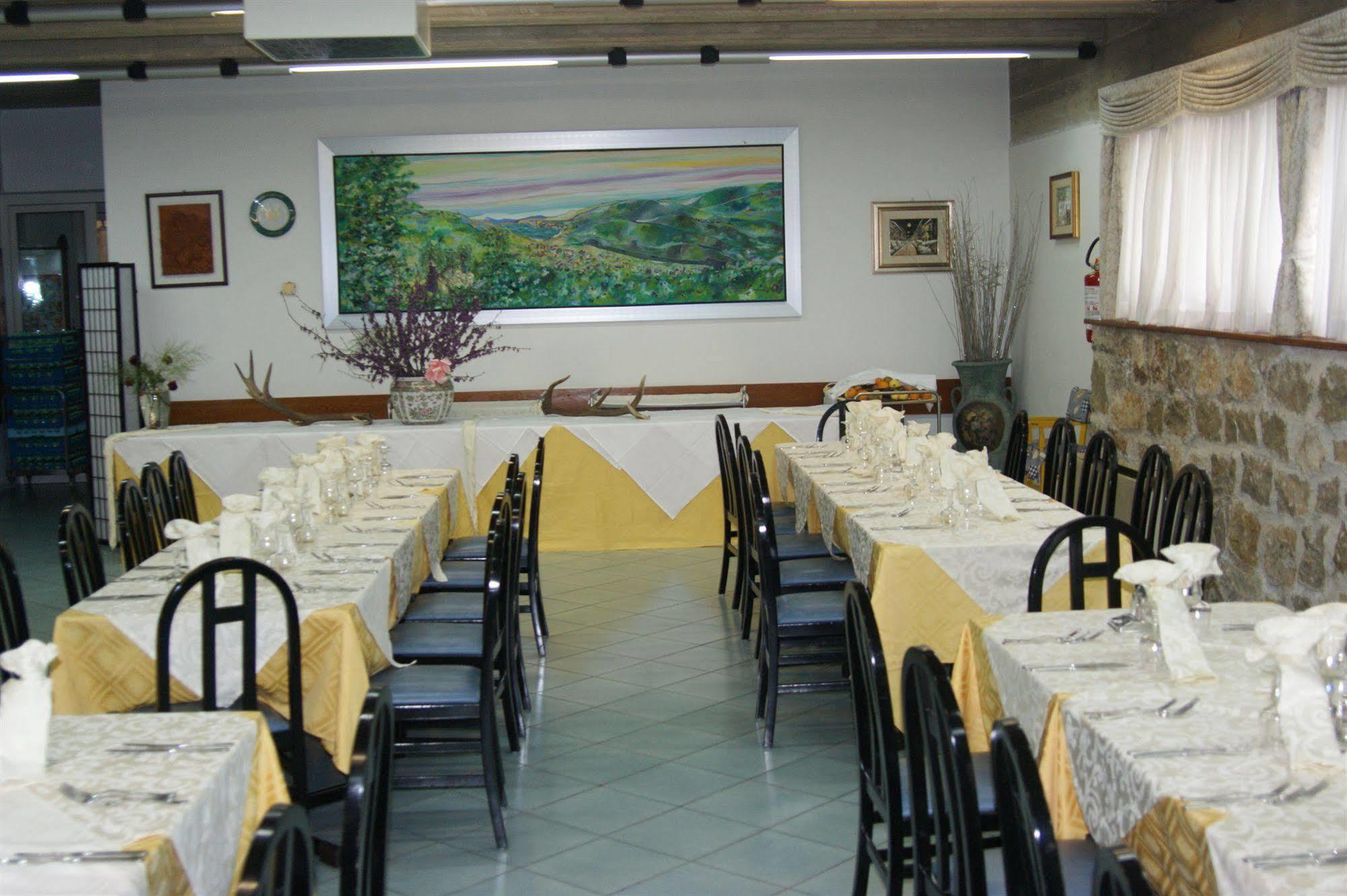Albergo Ristorante Il Pescatore วิลเลตตา บาร์เรอา ภายนอก รูปภาพ